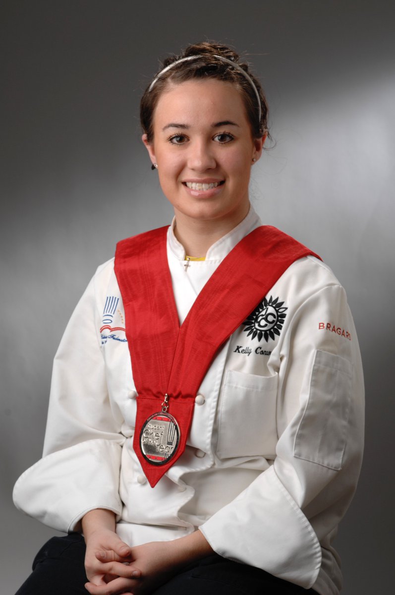 We’re honored to have JCCC alumna and <a href="/StockHillKC/">Stock Hill</a> Executive Chef Kelly Conwell return to campus to prepare 3 courses for Harvest Dinner attendees! Nothing compares to watching our students succeed after graduation, and Chef Conwell is a testament to all that can be achieved.