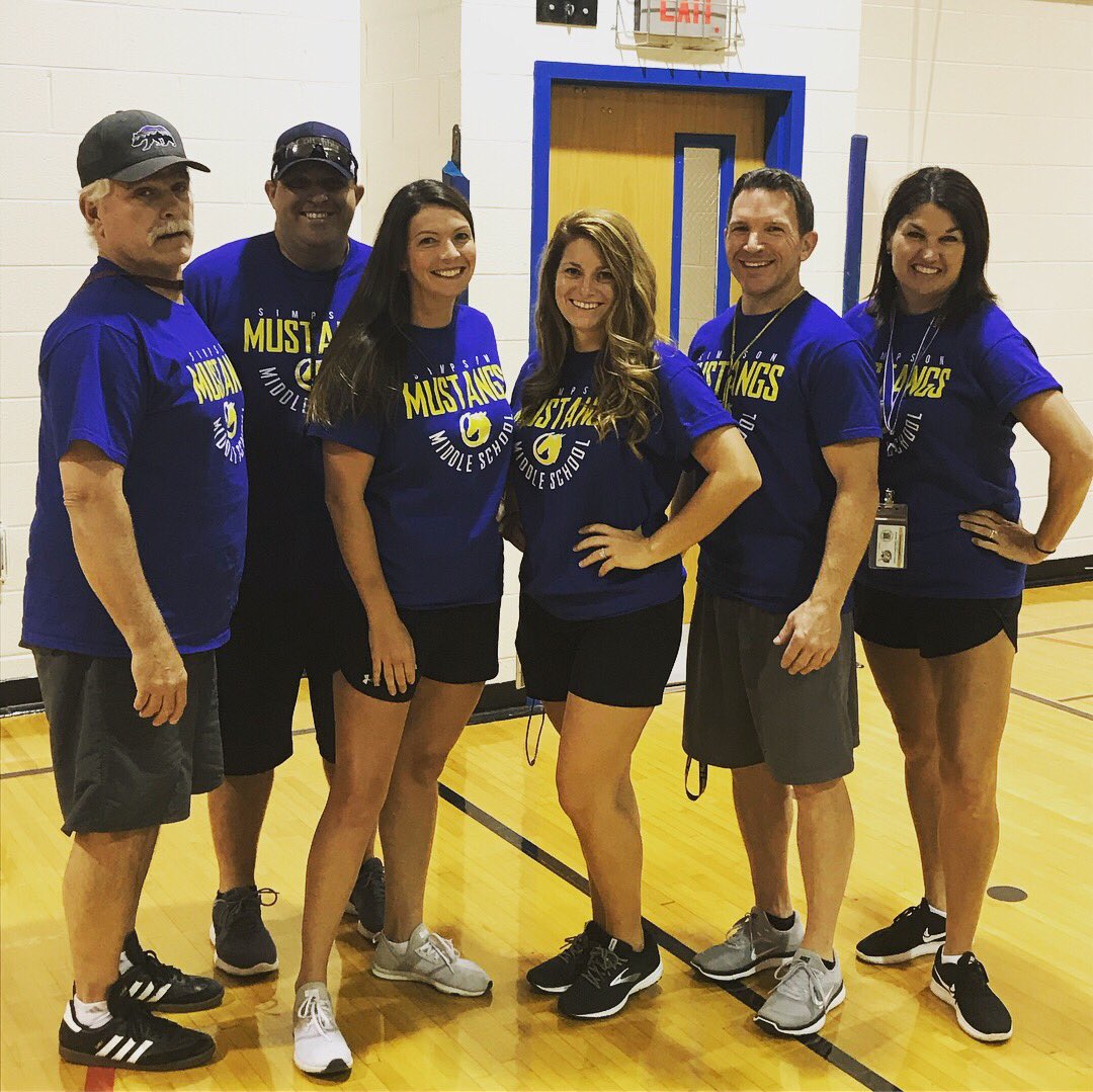jlsimpsonpe's tweet photo. Simpson HERD is ready for another fun and exciting PE year! ⚽️🏀🏈 @JLSMS_Official https://t.co/tPr0AHPfj8