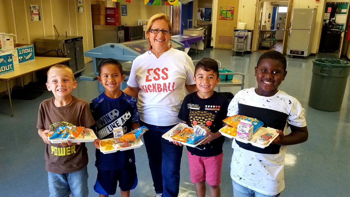 KemptonESS's tweet image. We want to give a shout out to Ms. Josie, our CACFP server, for being amazing at what she does!! We also want to share the poster for our new cafeteria name: The Summit Cafe. 🍽🍓👩🏼‍🍳 #ESSRocks #LMSVHeart ❤