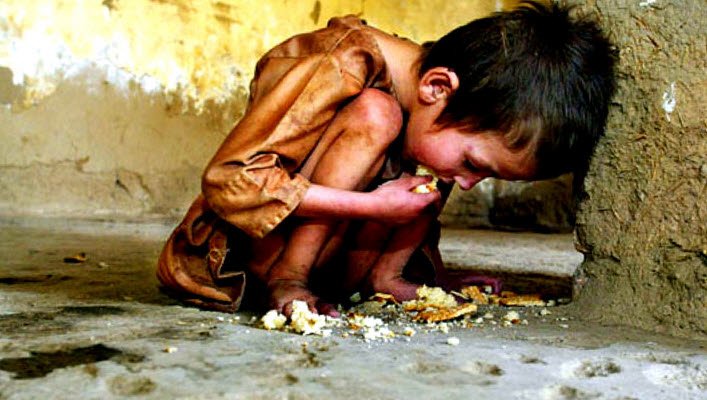 RolfTheViking's tweet image. Til nylig utmeldte Krf medlemmer:
I verden finnes krig, nød, sult, urettferdighet, epidemier som kunne vært unngått, diskriminering, analfabetisme osv osv.
Men din "merkestein" setter du ned for å protestere mot at to som elsker hverandre gifter seg.
Hva sier det om deg?