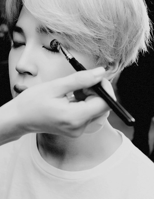 Make-up is heavy so their features will stand out and facial expressions are exaggerated so the audience can distinguish them.   #JIMIN  @BTS_twt