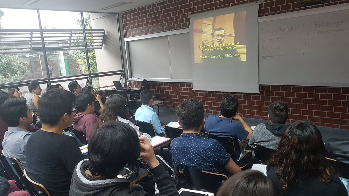 garicorp's tweet image. Nunca dejaré de contar está historia  en mi clase de #ingswfca #Moprosoft @FCAUNAMOFICIAL #procesos