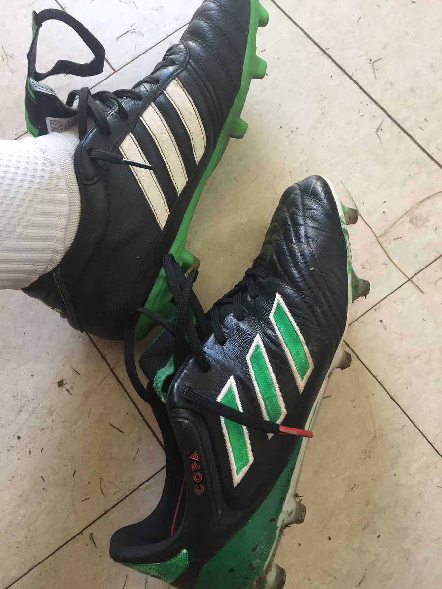 LennoxJG's tweet image. @adidasfootball can you just put the 17.1 sprint frame on a set of copa Gloros already! Lol - Combining two of the best out of the box boots can’t be wrong. #hookusup 😊