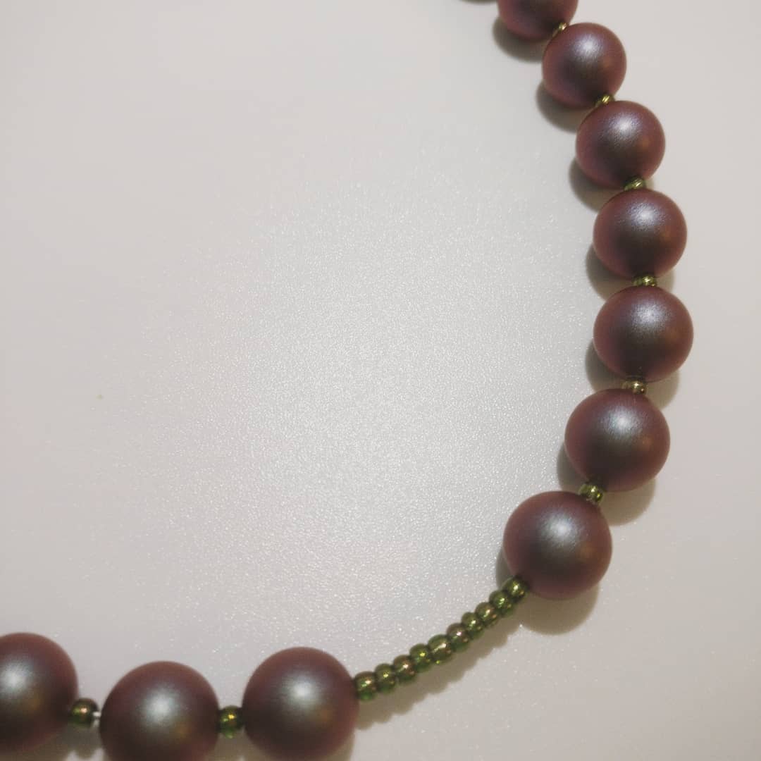 StayClaspy's tweet photo. Start of something new.... Iridescent Red Swarovski Pearls with matching seed beads.... #stayclaspy #jewellery #handmade #beads #original #beadalon #mindfulness #bracelets #jewellerymaking #chic #etsy #etsyseller #etsyireland #womeninbusiness #ootdfashion #lovethis #swarovski https://t.co/agLZ9qxyOR
