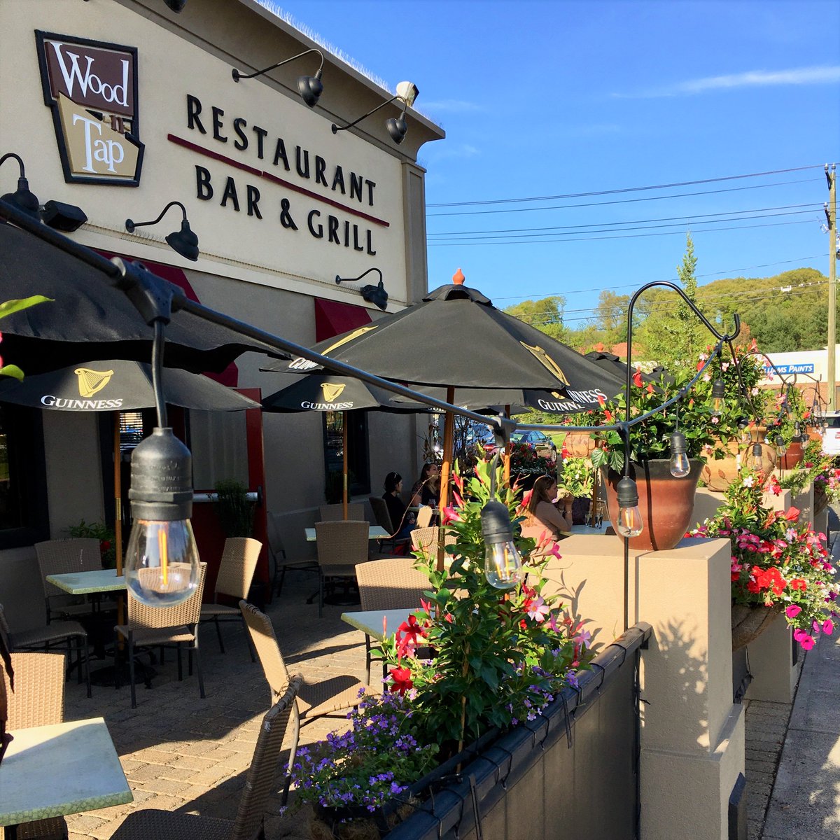 Talk about a fantastic day for the patio! 😎 We have #livemusic at the Orange and Hamden Taps tonight at 6PM and our Acoustic Thursday series in Farmington at 8PM....we will save you a seat! 😉 #woodntap