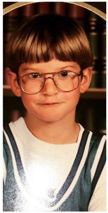 The glasses have already come back in style, but I can’t wait for the bowl cut to make a comeback!! #Tbt #Style #LookConfident #FeelConfident