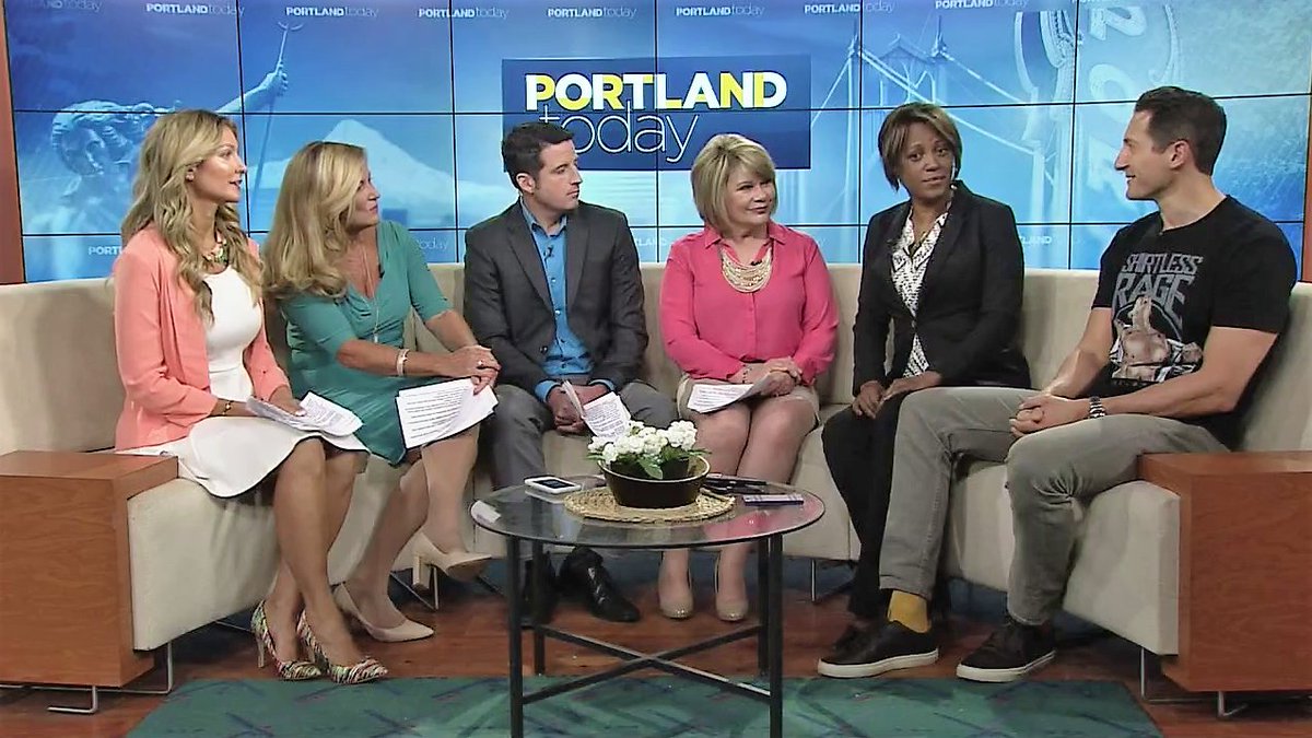 PiliTF's tweet photo. #TBT #SashaRoiz on #PortlandToday. Promoting 'ShirtlessRage' Tee campaing. April 2017
T-Shirt Campaing, raised over $6000 in two weeks to help women in need.
100% of profits went to #DressForSuccessOregon https://t.co/YXT6RWXOOi
