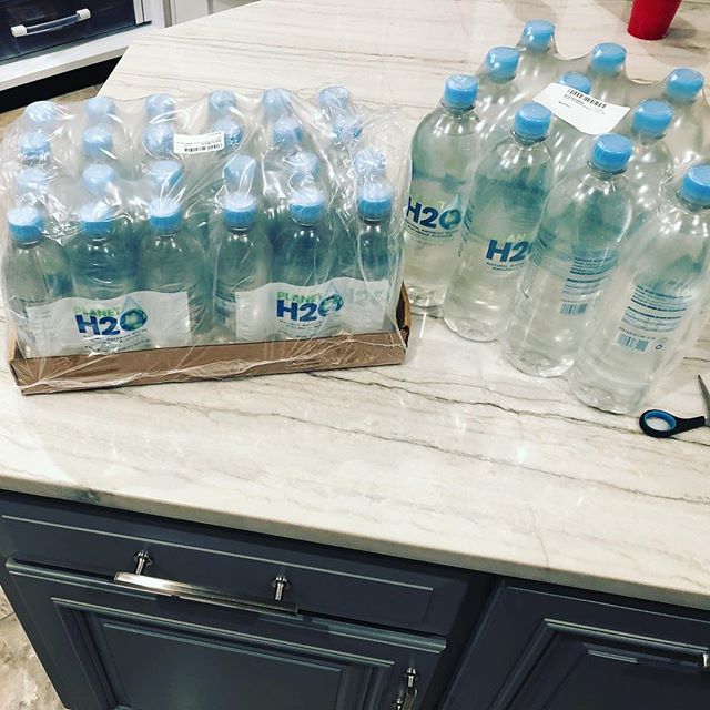CJSPILLER's tweet photo. Huge thank you to guys over at @drinkplaneth2o for the package. If you are looking for a some great water to have during exercising or to just to drink these are guys you wanna get your water from its  by far the best water I have tasted. #bestwateronthe… https://t.co/1Z9eEA0mPZ https://t.co/0zSaADQCD2
