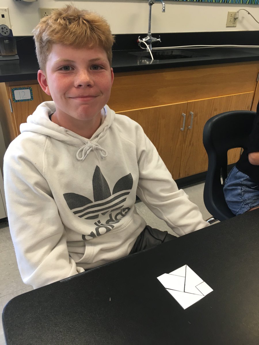 PPerdue82573's tweet image. What a great day! Analyzing, problem solving, seeing relationships, evaluating, revising, grit, rethinking, SUCCESS!  You know...SCIENCE! 😊 #fcproud #MSScience @nmlsta @FCDMSPrincipal @fcinnovationlab @JReganMSsci @patty_mcginnis @TeachPASci @DaveDadowski