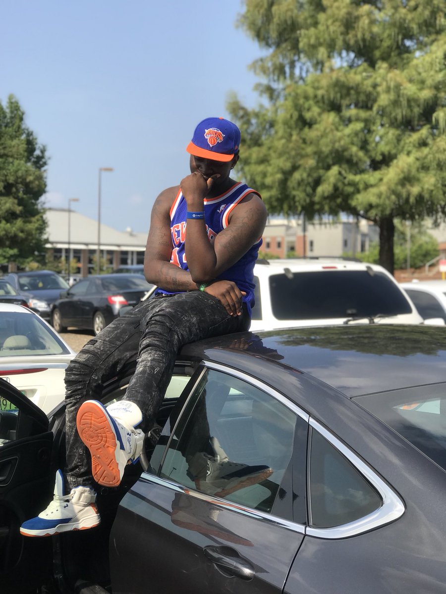 lewism_1000's tweet photo. NYK ✨🏀🏅
#GoCrazy 😈 #MyASU 🐝 #LongLiveChaunceyB 😭 #RestUpCTop 😭 #RipMalik 😭 https://t.co/bml8hSvZFc