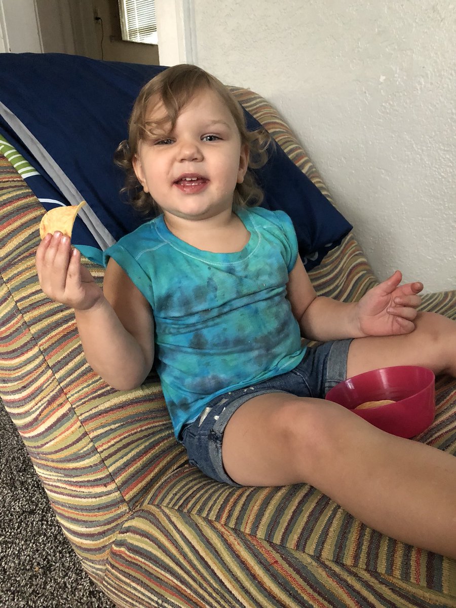 Mike_Campbell31's tweet image. I just got home from picking up my daughter from daycare so I asked her if we could watch a @StarWars movie. She asked if we could watch the one where “Lukey gets new hand.” Valery will now spend the next 2 hours asking if Lukey (@HamillHimself) is ok!! 🤣🤣 #StarWarsKid