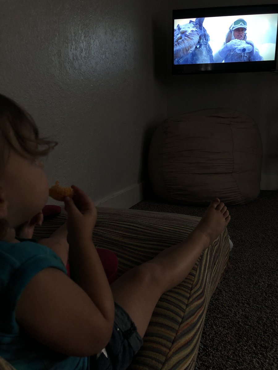 Mike_Campbell31's tweet image. I just got home from picking up my daughter from daycare so I asked her if we could watch a @StarWars movie. She asked if we could watch the one where “Lukey gets new hand.” Valery will now spend the next 2 hours asking if Lukey (@HamillHimself) is ok!! 🤣🤣 #StarWarsKid