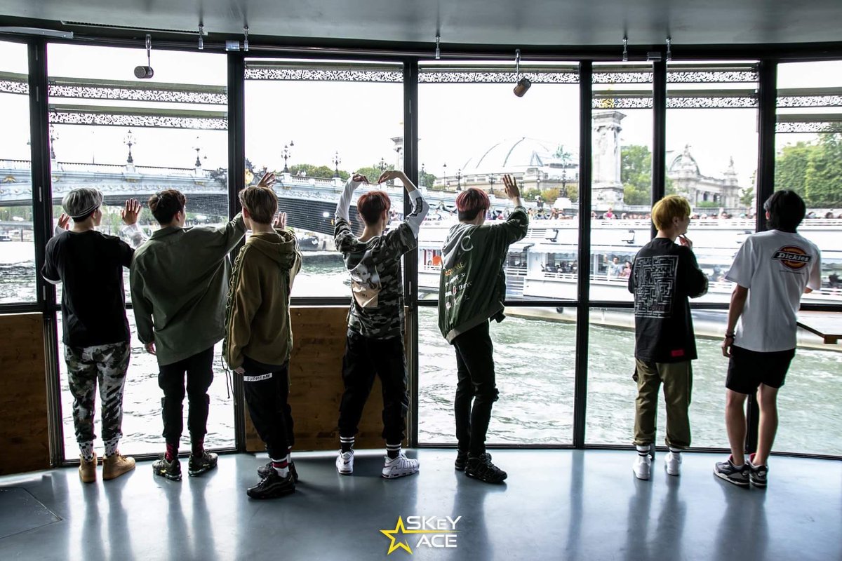 changsunpics's tweet photo. 180807 — Still with 24U in Paris 
©skeyace #창선 #진홍 #홍섭 #정욱 #기용 #코리 #투포케이 #24KinParis #24K https://t.co/HOKMsti716