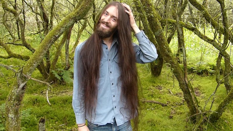 pheloki's tweet photo. 7 Years 2 Months Hair Update https://t.co/CvztSdzS4t  #menwithlonghair #guyswithlonghair #fierceflow #buttlength https://t.co/meZrM4hdT2