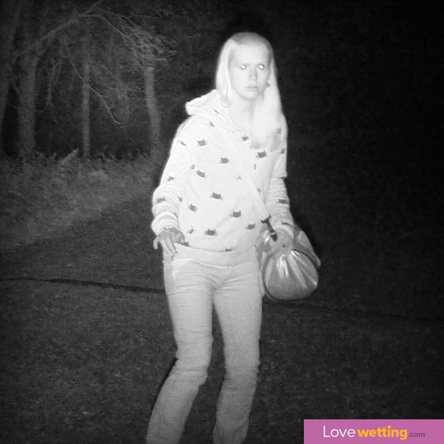 Love Wetting on X: Fear of the dark 😱 -- Fear wetting in action at  t.coCrHzq3TLIx ... come and join us 👍 #wetting #fear #fearwetting  #darkness #wetherself #pantywetting #lovewetting t.coq1ewFJxELK   X