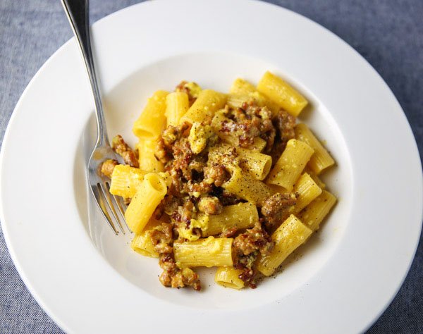 OrgasmikCooking's tweet photo. Carbonara Con Salsiccia the perfect #pasta for #brunch! https://t.co/oLkkbdroBi https://t.co/B9z46bL1ZT