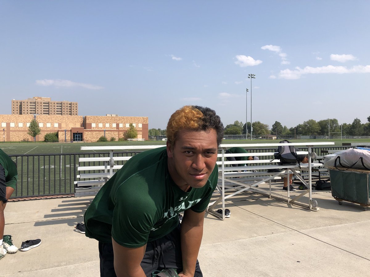 HawaiiFootball's tweet photo. #HawaiiFB safe and sound in Colorado sporting their Thursday trimmings. Two days until season opener vs. Colorado State. https://t.co/Jl82HXl5b2