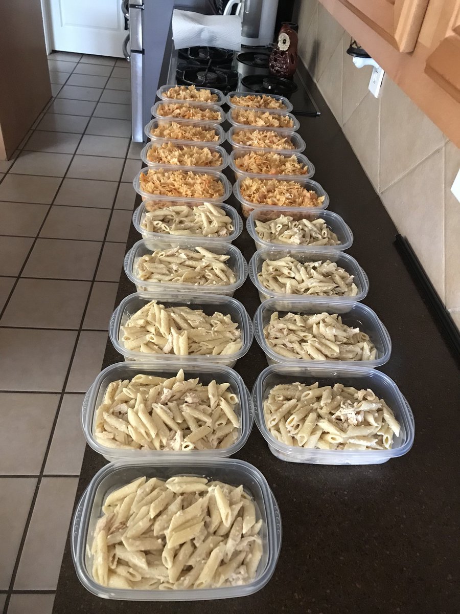 prgarcia1979's tweet image. When your boys FaceTime you while eating ramen noodles you can’t do anything but meal prep and plan a quick Trip to Baton Rouge💜💛🐯😘 #katytiger #lsutiger #proudlsumom  #wegotplans #roadtripwithcam