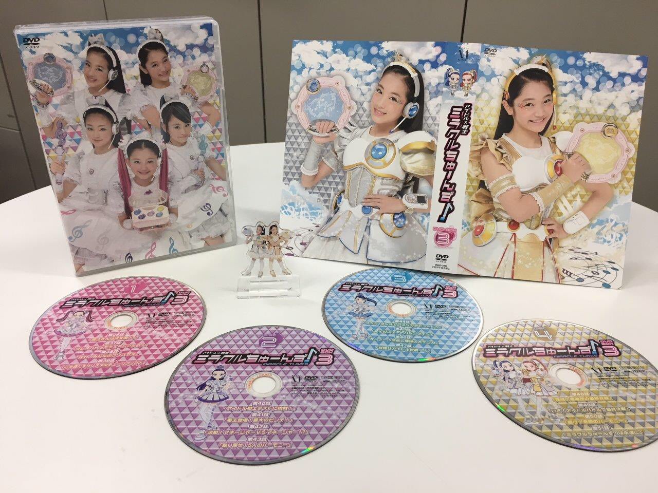 アイドル 戦士 ミラクルちゅーんず Dvd 本日ついに 最終巻 Dvd Boxvol 3が発売 特典映像はこのdvdだけでしか見られない シークレットイベント 等の他 最終回やマジマジョピュアーズ 登場回のメイキング映像など盛りだくさん アクリルスタンドは