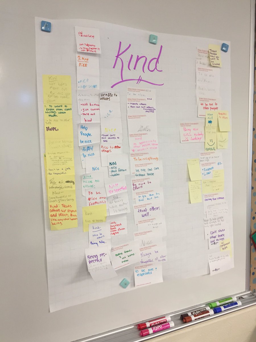 CalcYouLessToo's tweet photo. #FirstDay4CBschools begins the #cbcsd ALHS #BeKind #BeConfident movement! Thanks @MathWithMrsP for diving right in! https://t.co/I5DP0xA8O0