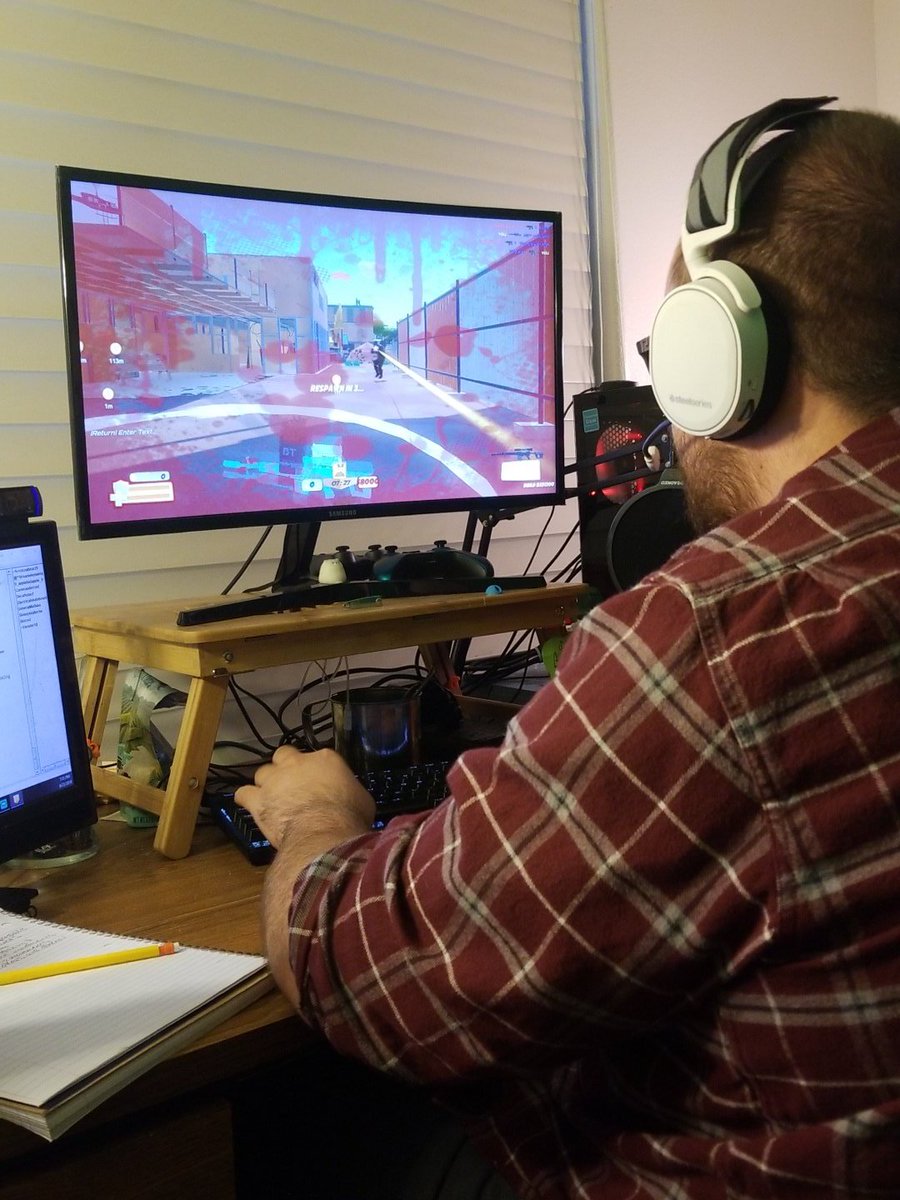 MrSTEAK101's tweet photo. Live with some #Misfits #SupportSmallStreamers #streamer #streamerlife #CoFTW #twitch #pc #esketit #gamer #gamerlife #gamernation #positive #goodingoodout #goodvibes #fun #love #positivity #life #jutsgamerthings #studio #blessed #Grateful #awesome #Twitch https://t.co/ubxDXvL3N3 https://t.co/offwrOKYvG