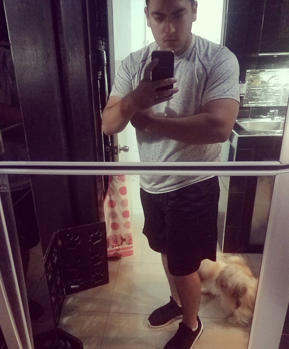 Jordan_Aldape's tweet photo. Bajando kilos 👊🤘🤘 https://t.co/S2qf34tYKa