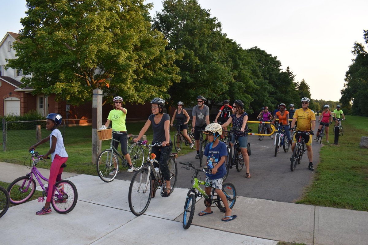 PamDamoff's tweet photo. If you build it, people will ride 🚲 Super turnout tonight to Ride the Crosstown Trail which benefited from federal infrastructure funding. All ages and abilities joined @CycleOakville and me. Great work @townofoakville - let’s build more like this. https://t.co/PkW3Q5Hfe3