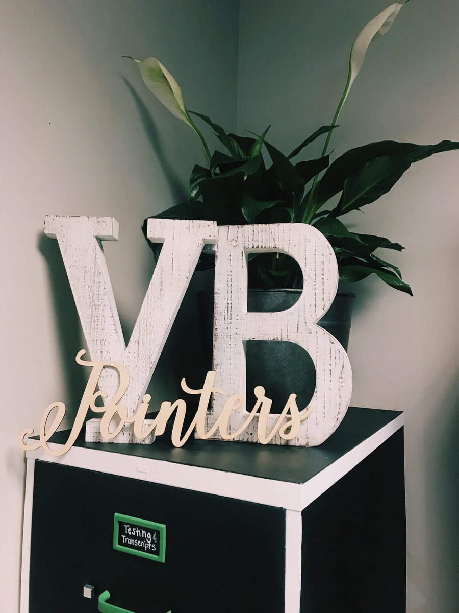 KristenIvo's tweet photo. I ♥️ this little corner in my office. #VBpointers https://t.co/Cl5c8ZhvsS