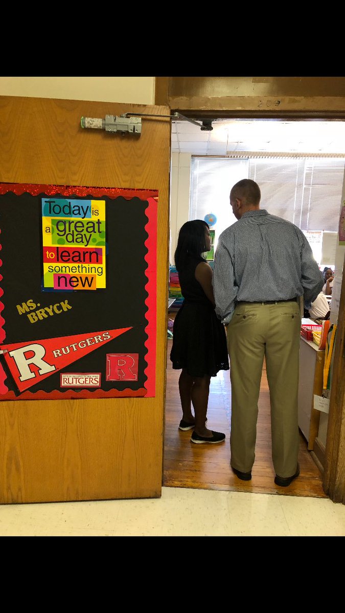 BresDallas's tweet photo. What a great day with @ACEDallasISD’s @cfcarrDISD leadership team, teachers and staff working together to ensure a structured, safe and positive learning environment! We’re excited to see this school continue their incredible growth this year! #BRES #DISDACE #DISD #Dallased https://t.co/EcpXEWYfrs