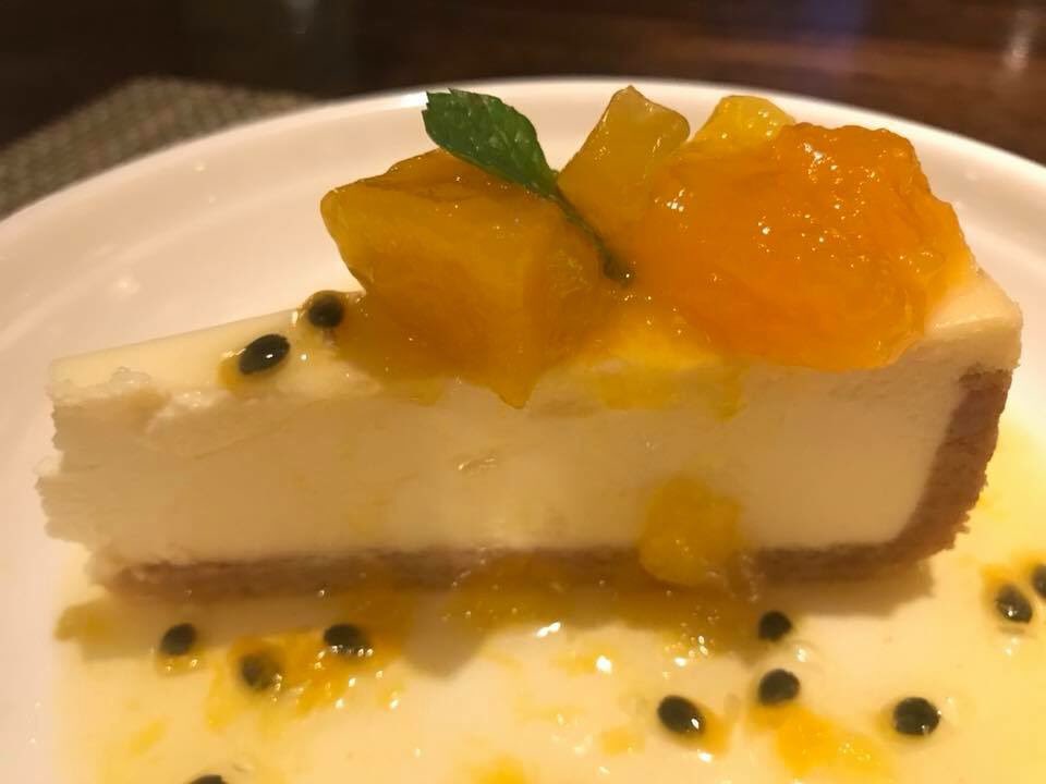 drwstl's tweet photo. #repost @itsme_colleenmarie🍴

Celebrating 2018 Downtown Restaurant Week at one of our very favorite spots! If you have never been here, do yourself a favor. Every single thing is magical. My favorite for #drwstl? The cheesecake, obviously... absolutely UN. REAL. #nomnomnom https://t.co/XUI4uK8hOo