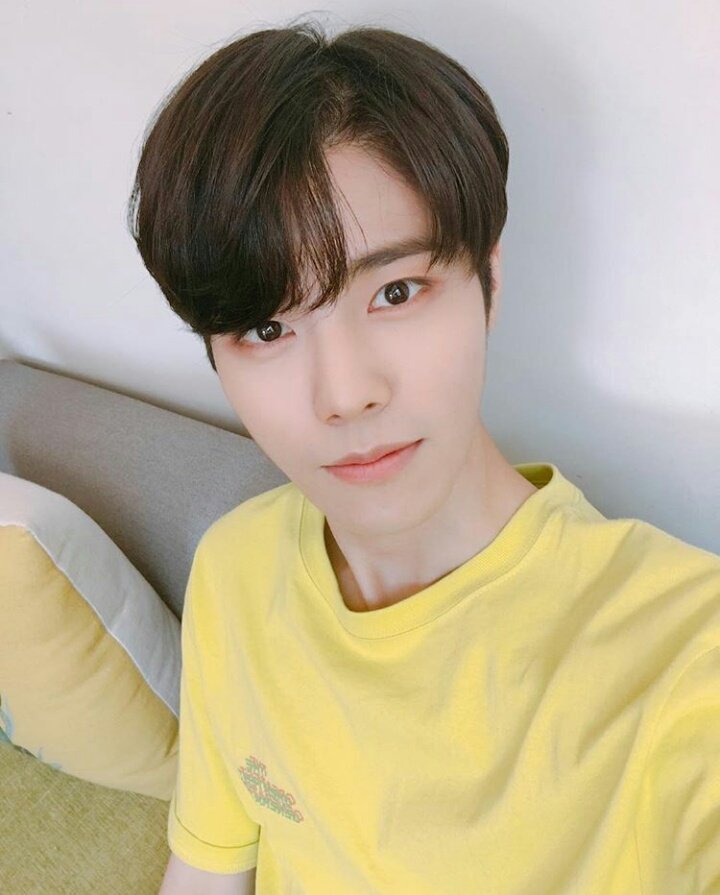 blackrosearg's tweet photo. Que buena manera de terminar el día con estos seres

Good day for you good night for me 🌹

(Espero que el clima mejore allá 🙏)

#TheRose #더로즈 #재형 #Jaehyung #하준 #Hajoon @TheRose_0803 https://t.co/N6I6HNQM7L