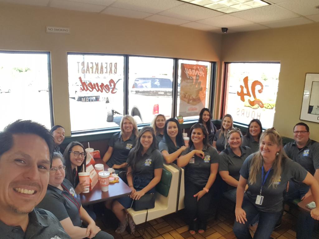 LytlePrimary's tweet photo. Enjoying a yummy lunch @Whataburger after #convo2018! ❤️ Our #CCNation peeps! @MarkGarcia0569 @CGibson128 @neshem_marte @SusieTalboys @MrsAlaniz19 @Juliem729 @ChrisMelendez @czollicoffer1 @clambertwow @casias_11 @joy_speaker #TraciAlton #We❤️Whataburger https://t.co/IpW8ZWWOne