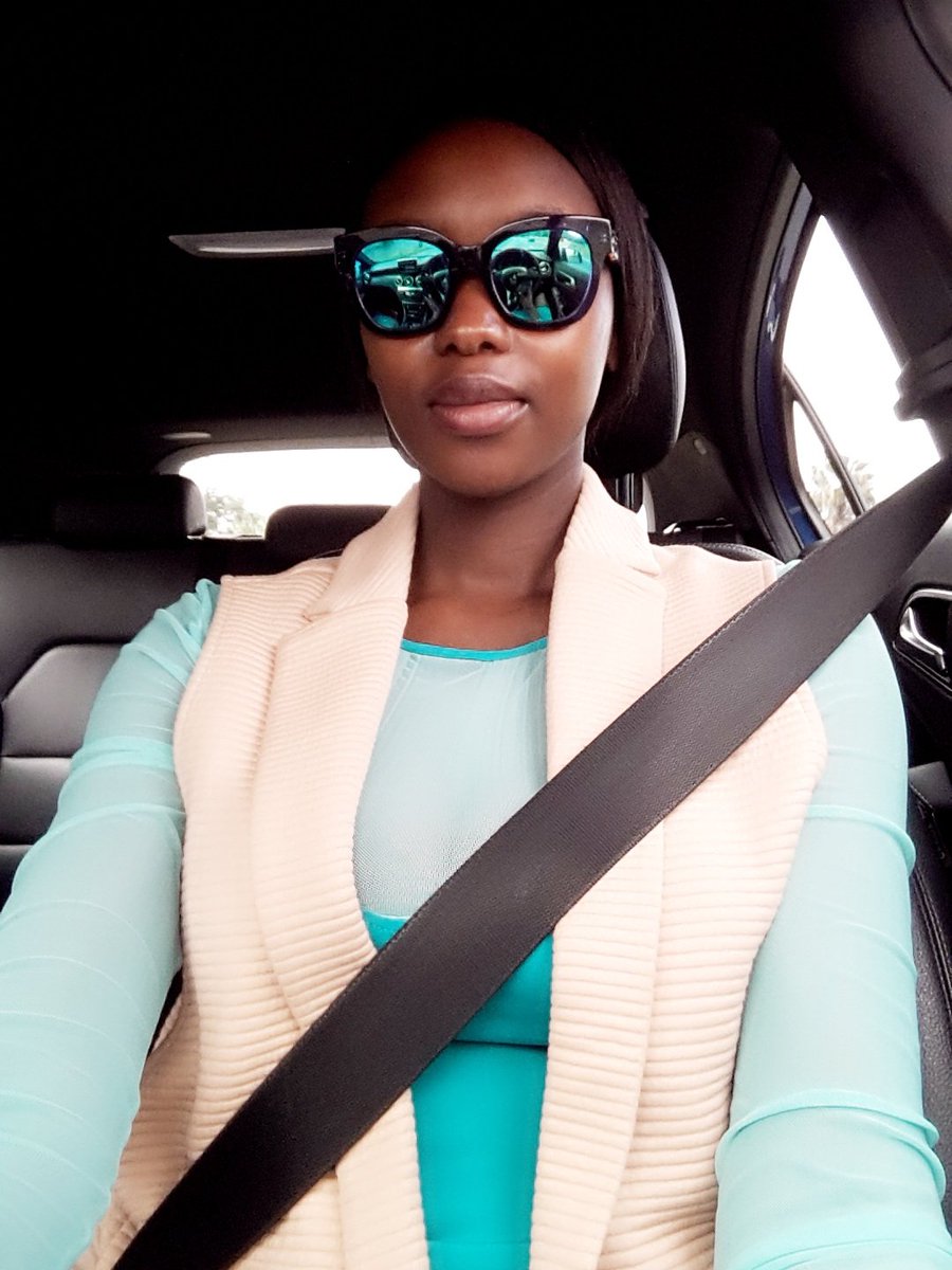 leratommoloi's tweet image. :😎💙😆#fronseatflashback #ModelBehaviour #ModelCitizen #MamaBae👑🐼