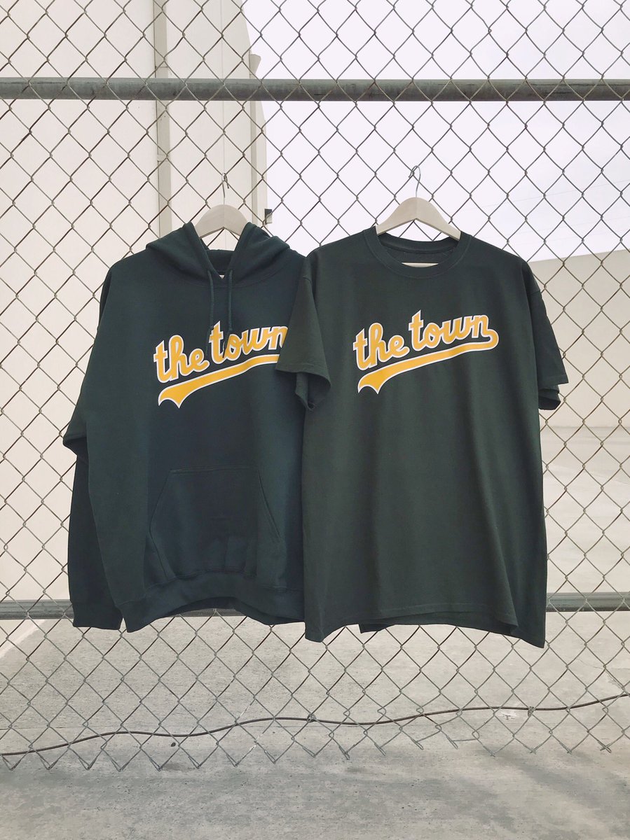 CMTrey5's tweet photo. RT if you bout that 🌳⚾️ #ROOTEDINTHETOWN https://t.co/VByURwvCQx https://t.co/GM9PFOXKyg