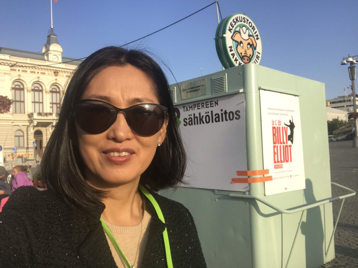 Финлянд хүний эрхийн талаар #1-т бдаг орон. ТҮЦ бнуу, бн. ТҮЦийн хүмүүсээ хөөсөн үү, хөөгөөгүй. Хэрэгтэй үедээ талбайгаа чөлөөлдөг үү, чөлөөлдөг. Бусдын хоолыг хоослохгүйгээр талбай чөлөөлье гвл дугуйтай л болгочих юм бн шд. УБ гж дандаа нулимс үзсэн хот бхаар энэнээс сурмаар юм.