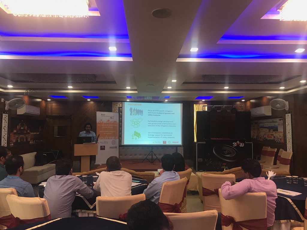 SarikaPanda's tweet photo. .@vaikush23 from @WRICitiesIndia presenting brief background on @FondationBotnar #SafeSchoolCommute project at #Rohtak |

The agenda is every kids should commute safely either by #Walking #Cycling or any other mode. 

Big challenge but not impossible |

@RohtakPolice @cmohry https://t.co/2ZBFNZ1QBH