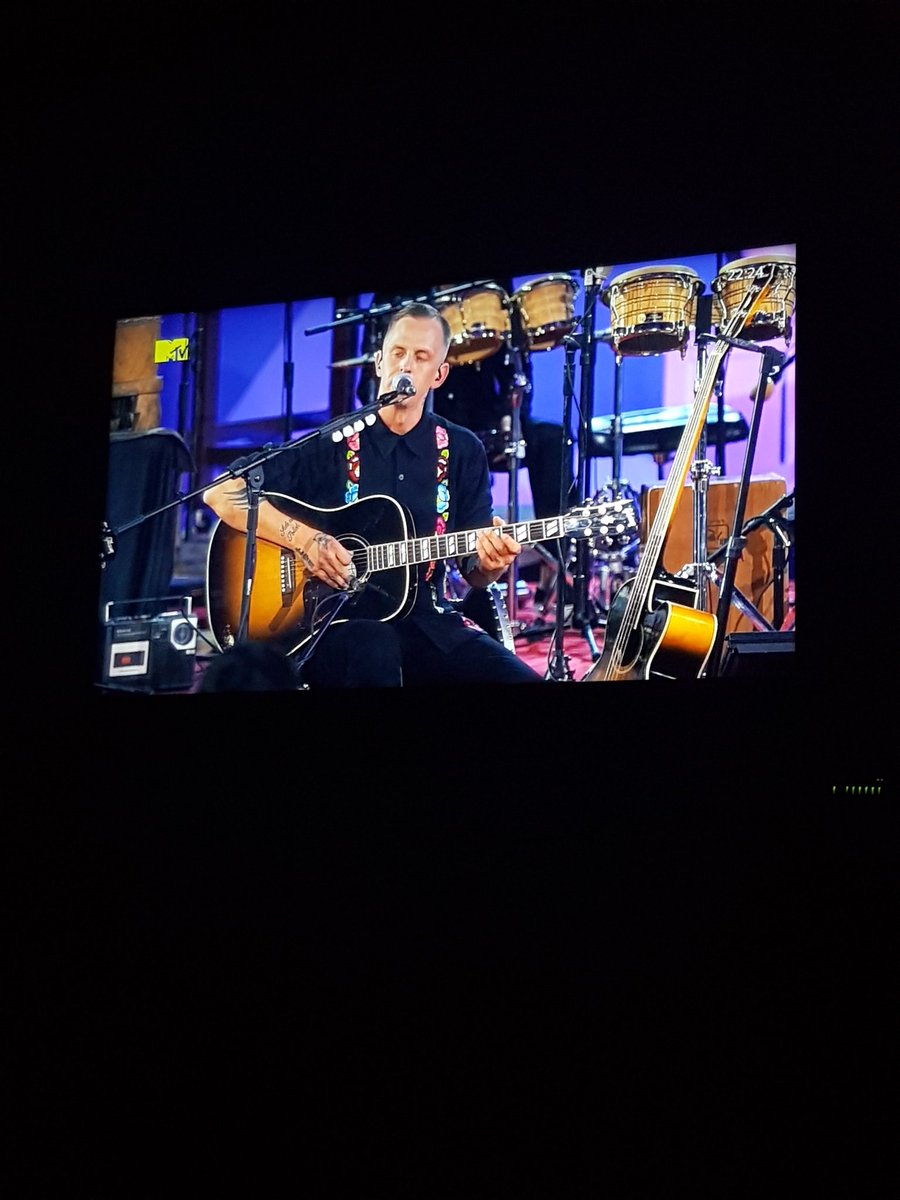 natyjc31's tweet photo. @MTVLA #MolotovMTVUnplugged arriba los molotovos!!!! Eso es musica chinga!!! https://t.co/jQHuV4L1Zh