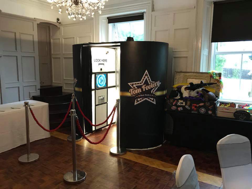 TomFooleryBooth's tweet photo. Special offer

Gold Package now only £295

This is our premium package with plenty of extras included as standard!

This offer is for a limited time only. Book now by

email - hello@tomfooleryphotobooth.co.uk

or call 07496029611 https://t.co/hYTBTA2RkH