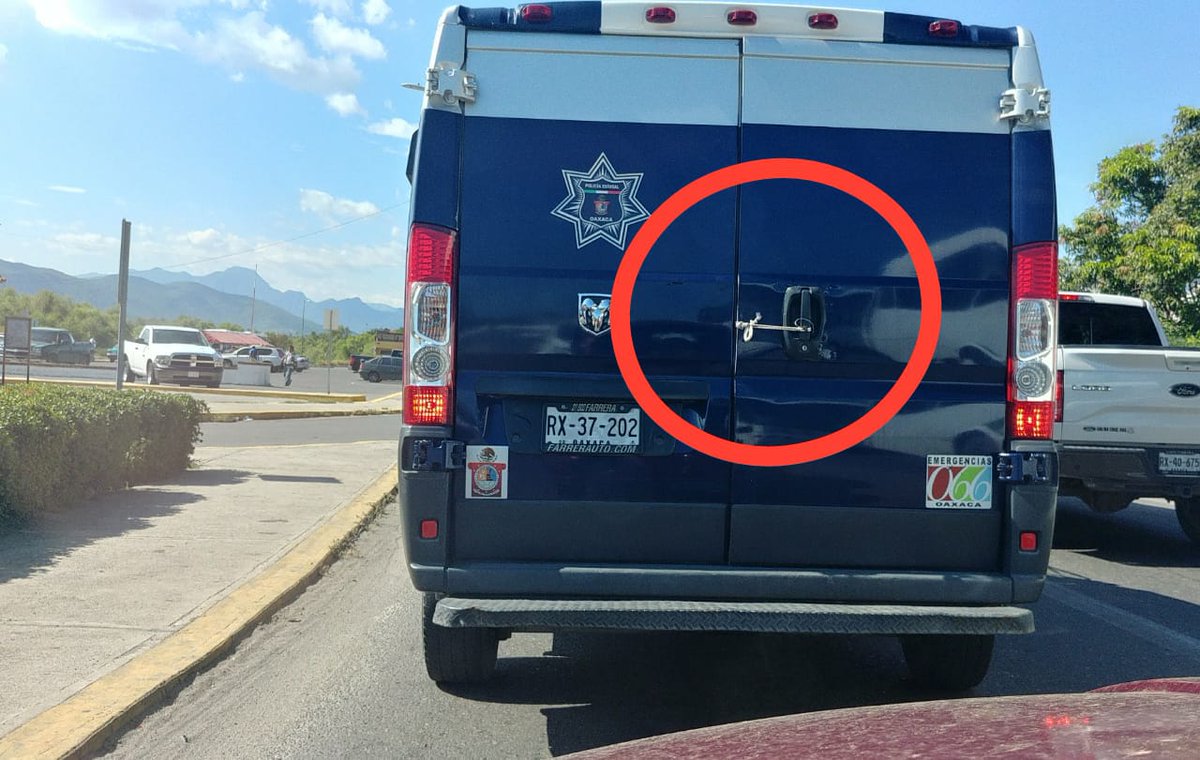 luisoaxaca79's tweet photo. La seguridad de Oaxaca no la tiene ni Obama... https://t.co/3f3rA6hZtS