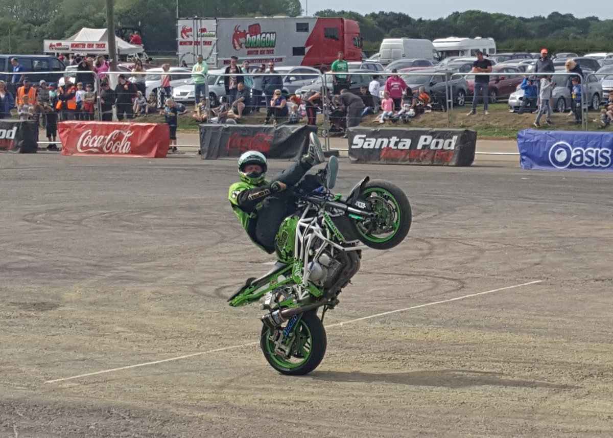 Dombacca's tweet photo. Great day yesterday @SantaPodRaceway free junior, drag racing fun day! Great day out with the family ๐๐
#FireForce5
#Podzilla
#LighningMcQueen https://t.co/DsbHwrg66u