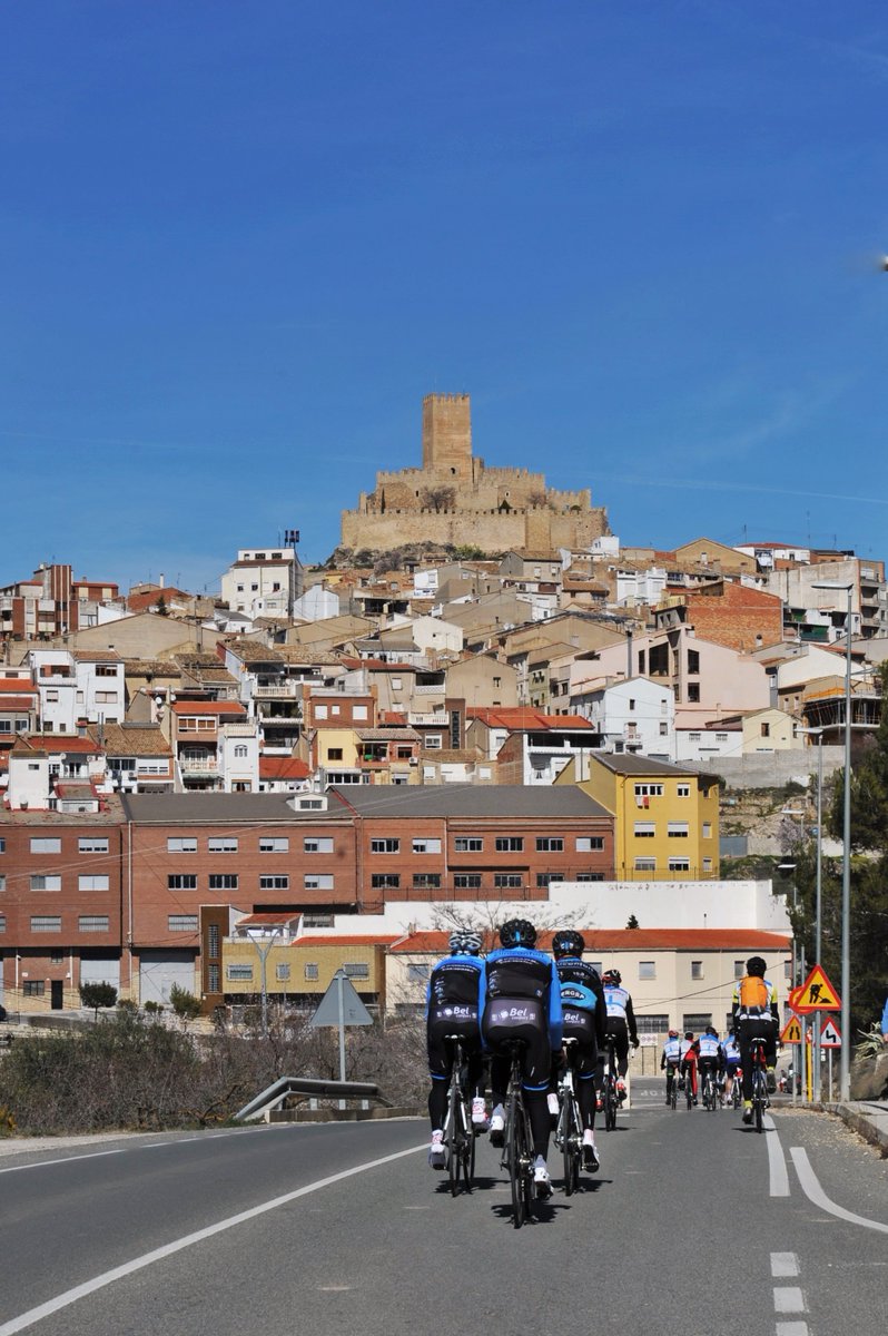 costablancaorg's tweet photo. Amantes del #ciclismo y #LaVuelta: podéis recorrer la #CostaBlanca en 31 etapas de ciclismo de carretera, de montaña y cicloturismo #LVCostaBlanca https://t.co/t4ndlkFVC1 #CyclingCB https://t.co/fE0Vg3x6h2