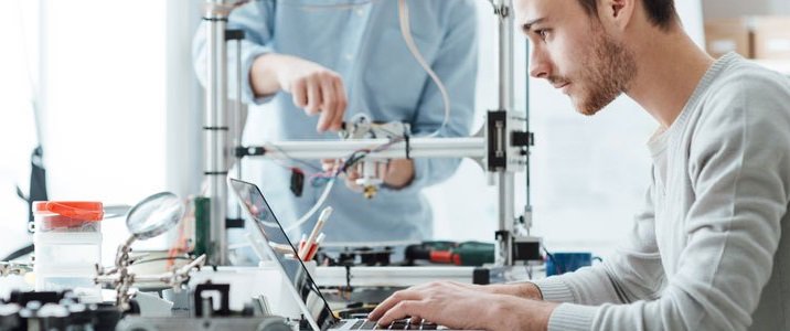 CfuOrientamento's tweet image. Scopriamo insieme l&apos;offerta formativa dei Corsi di #LaureaOnline in #IngegneriaInformatica @uninettuno &amp;gt; goo.gl/njwCPe 

Disponibili due percorsi di studio, uno #triennale e uno #magistrale, senza #test d&apos;ingresso