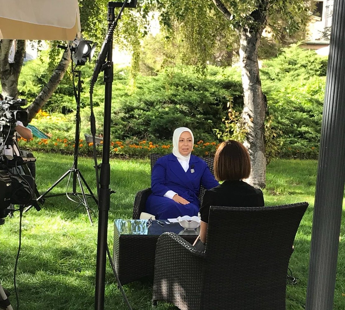 oznurcalik's tweet photo. Habertürk TV'de
#BayramSohbetleri programında  @SibelDemirciErd'in konuğuyum.

Izlemek için:
📺https://t.co/9XDtPek7rM https://t.co/3XGVI210Aj