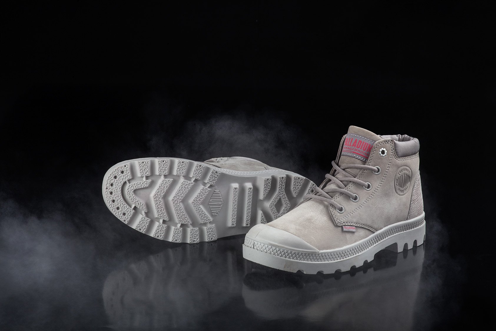 palladium pampa low cuff