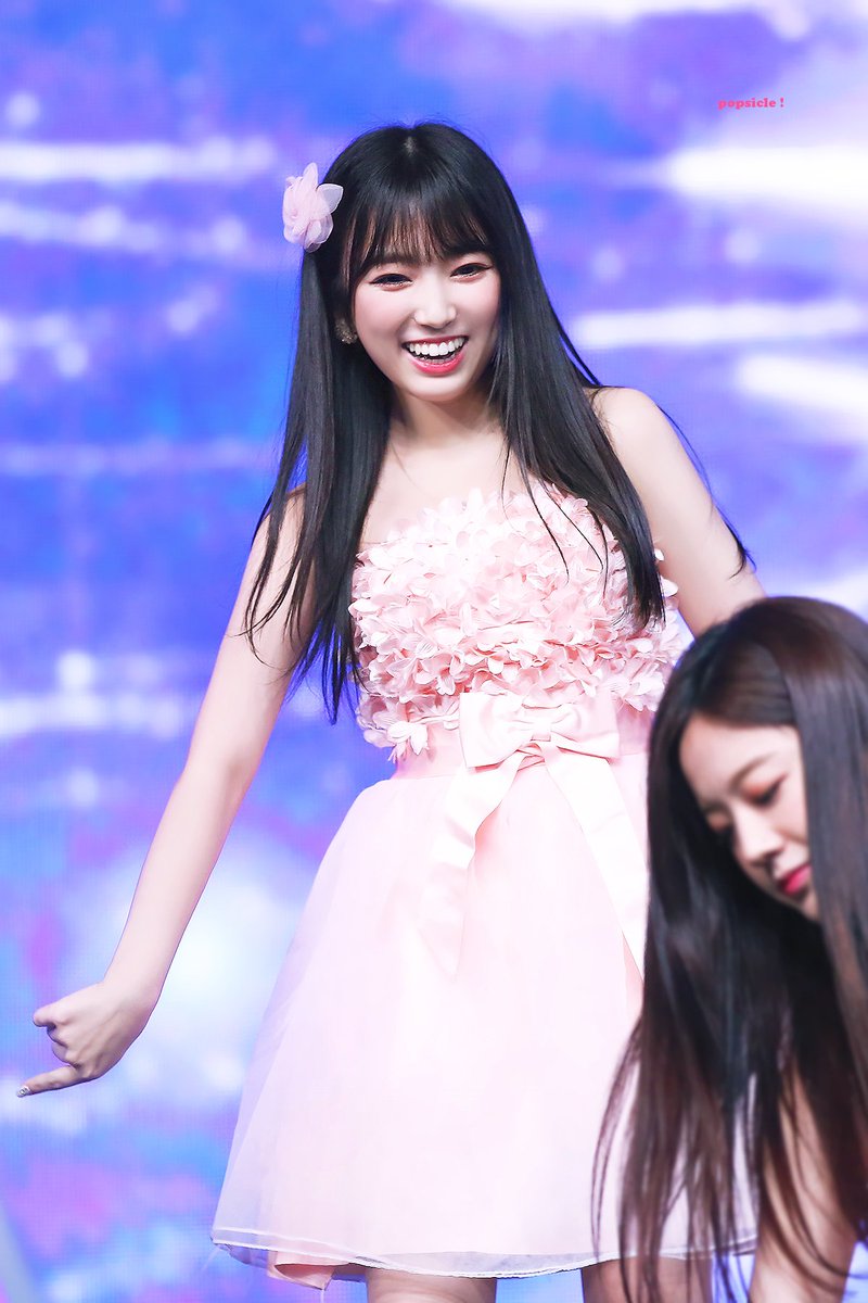 YABUKINAKO_TH's tweet photo. [🍑] นางฟ้าตัวน้อยๆ | นาโกะจัง 🌸

©popsicle_nako 
#PRODUCE48 #프로듀스48
#나코 #야부키나코 #矢吹奈子 https://t.co/gP9JBSzI1O
