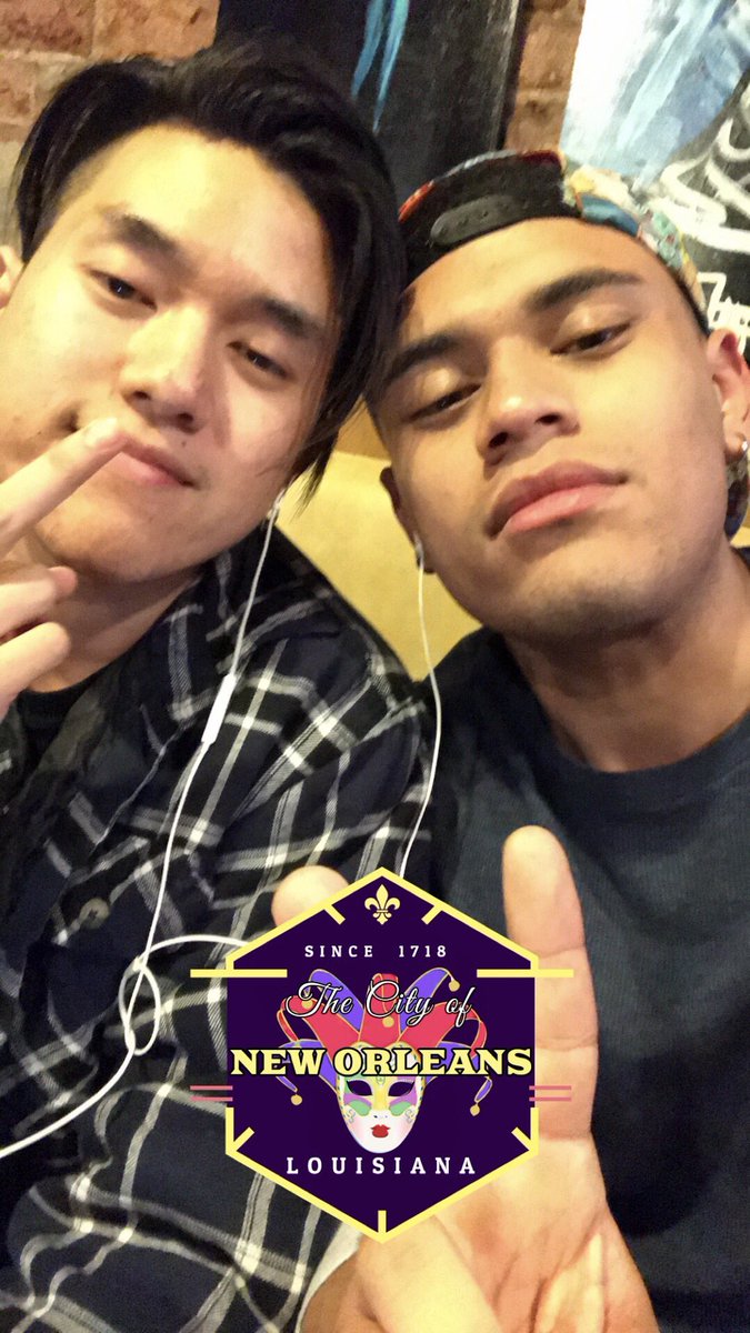 jasonhuezo's tweet photo. Happy birthday to my boy @lonnyjack_!!! From lifeguarding back in the day, to DJing together, to raging at the front of Travis and Floss shows, hanging out with you is a fucking trip. Everyone should bump Astroworld a little more this day. #RAGERSONLY #BITCH https://t.co/wtu2W3IZyq
