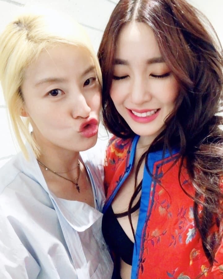 With_Tiffany8O1's tweet photo. From ๐๐ Soostyle83
๋น ๋๋น ๋~~ comming soon๐๐๐์ด๋ฐ ๋ง๋์๐๐๐
@tiffanyyoung ๐โค๏ธ๐
#TIFFANYYOUNG #OVERMYSKIN
#SOOSTYLE https://t.co/pYOjSrMaoJ