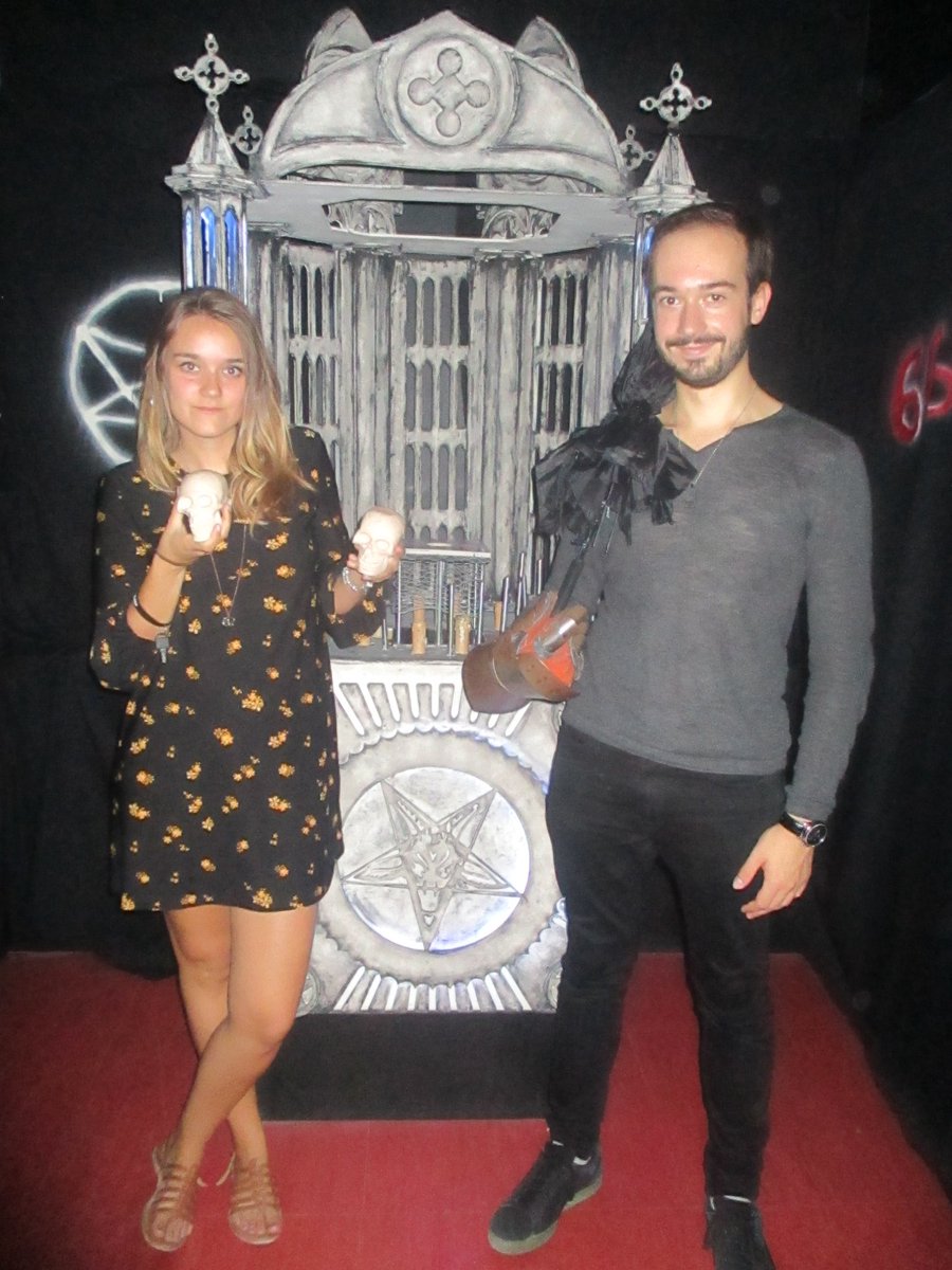 Friends and O' tweet media