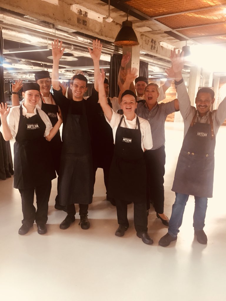TweetnEatDublin's tweet photo. @TwitterDublin @EMEAHQ Happy Friday, extra special Friday as we welcome all the children today for #BYKTWD the @ArtizanFood team are super excited #FunFilledDay #LittlePeople #FutureTweeps 😊😊 https://t.co/vbPHaIwat6