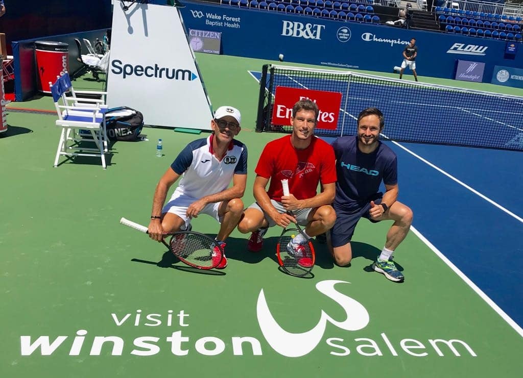 Ferreroacademy's tweet photo. Siguen las buenas noticias desde el torneo ATP 250 de Winston Salem para @pablo_carreno_  y todo el equipo👏👏 Gran victoria ante Chung por 6/3 y 6/4 para meterse en semifinales donde enfrentará al americano Johnson 🇺🇸🎾 ¡Mucha suerte Pablo! 🍀💪
#teamcarreño https://t.co/S25LL3Aptq